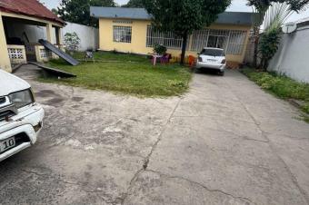 Parcelle  Lemba salongo 17 sur 40m 350.000